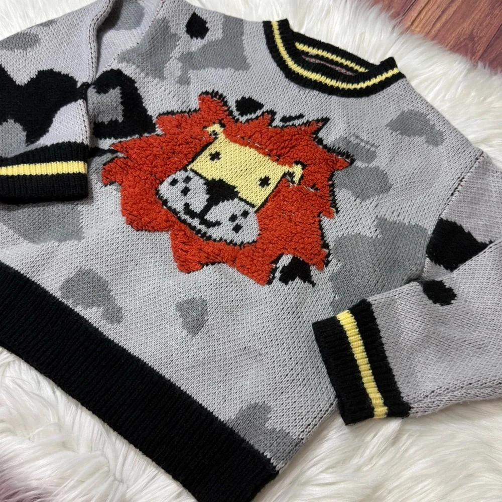 SHEIN Youth Boy Size 7 Lion Sweater - Gray and Black